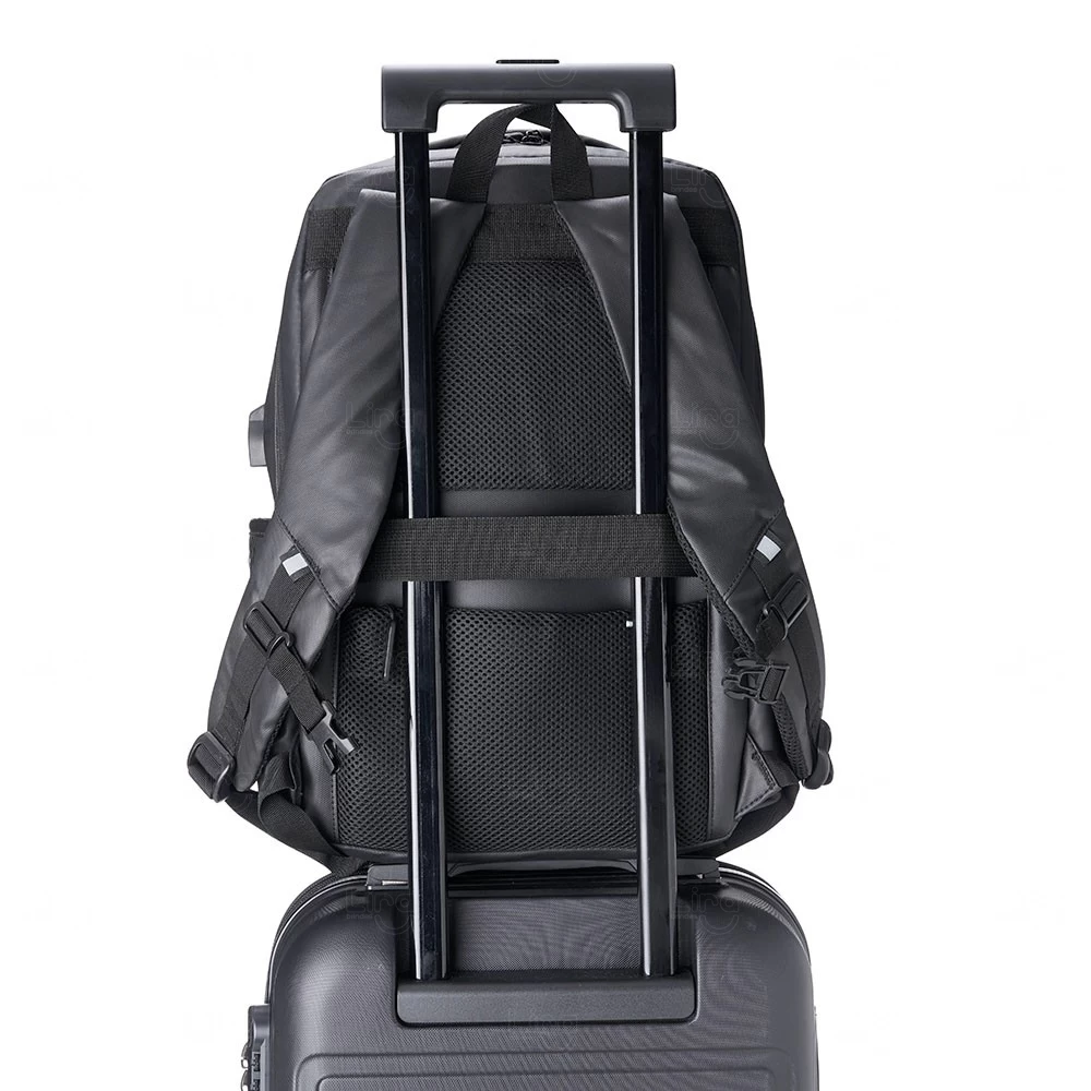 Mochila Couro Sintético Impermeável 20L Antifurto Personalizada 
